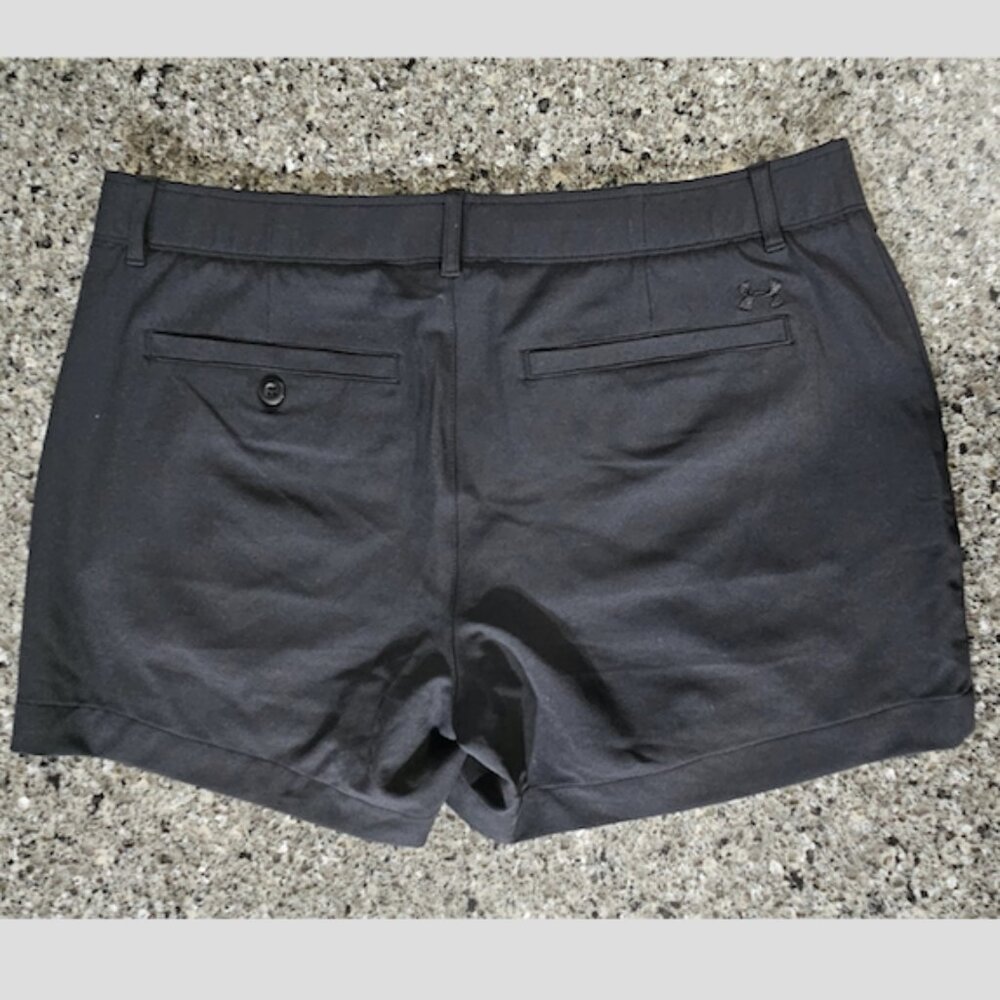 Sharp Looking Under Armour Performance Wear Shorts - image 3